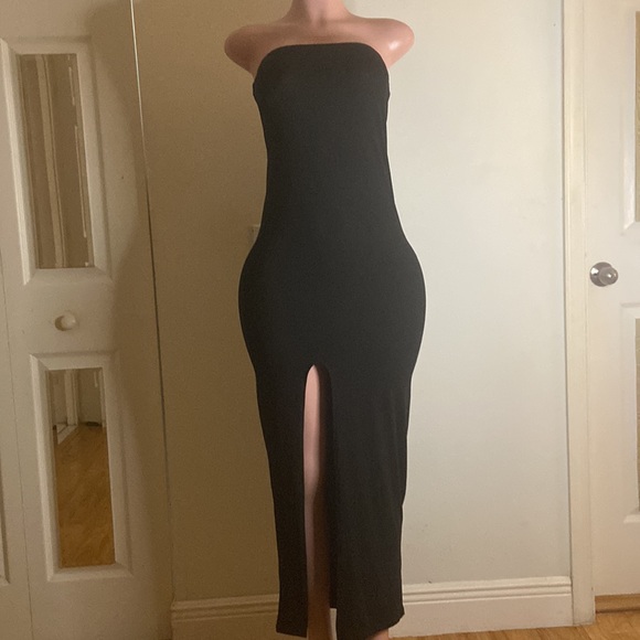 Heart and Hips Women’s Black Tube Dress with Front Slit Size Large - Picture 2 of 8
